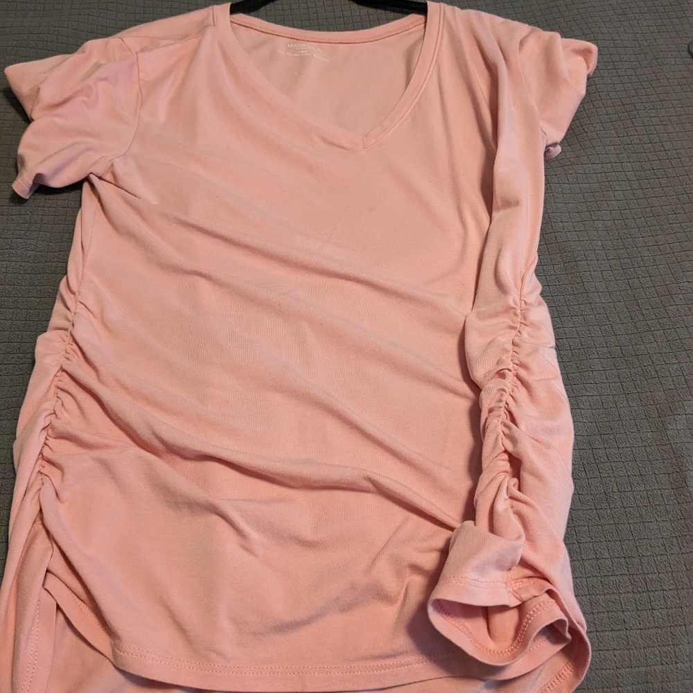 Motherhood maternity tee
